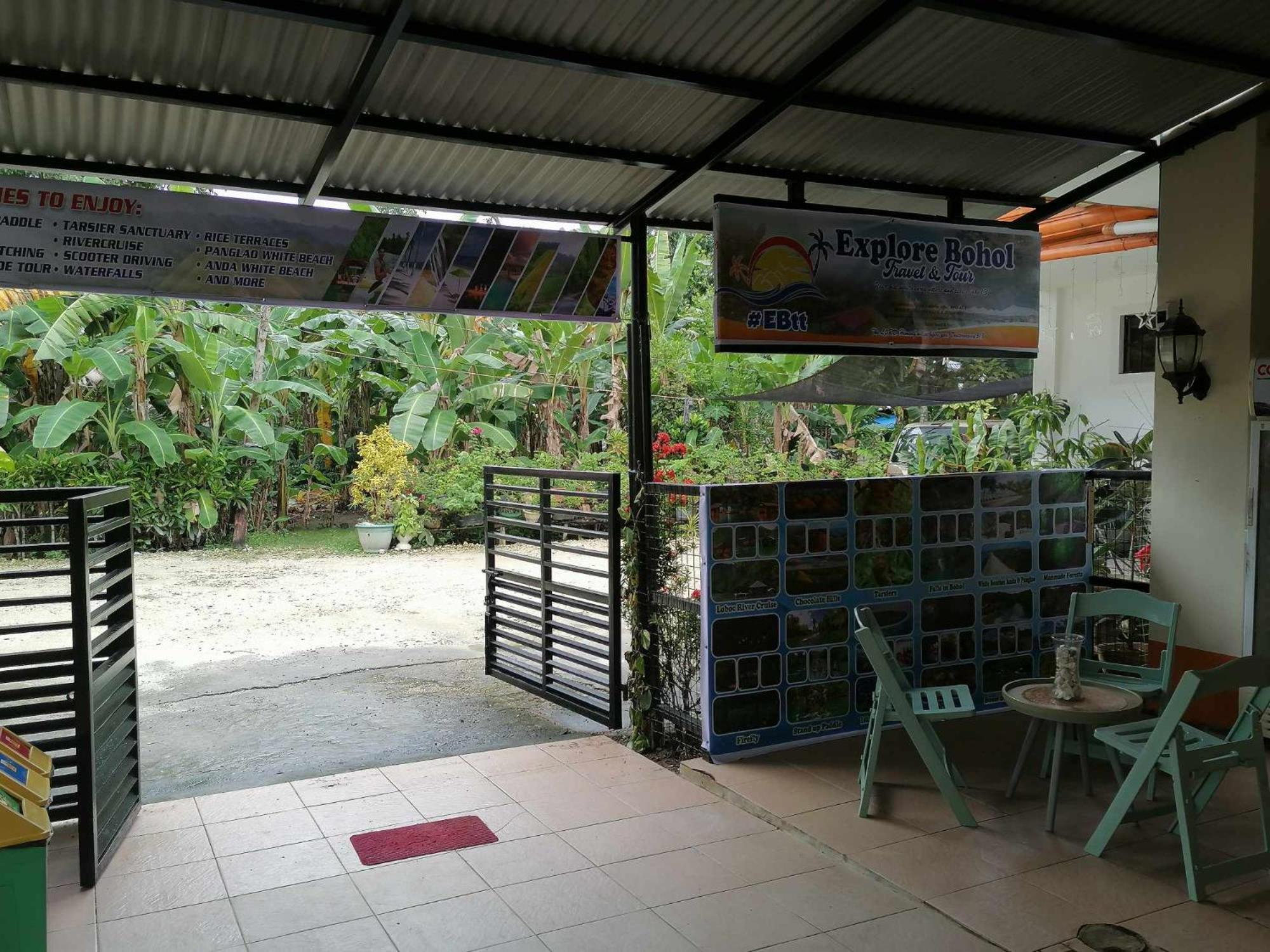 Andresas Homestay Loboc Eksteriør billede
