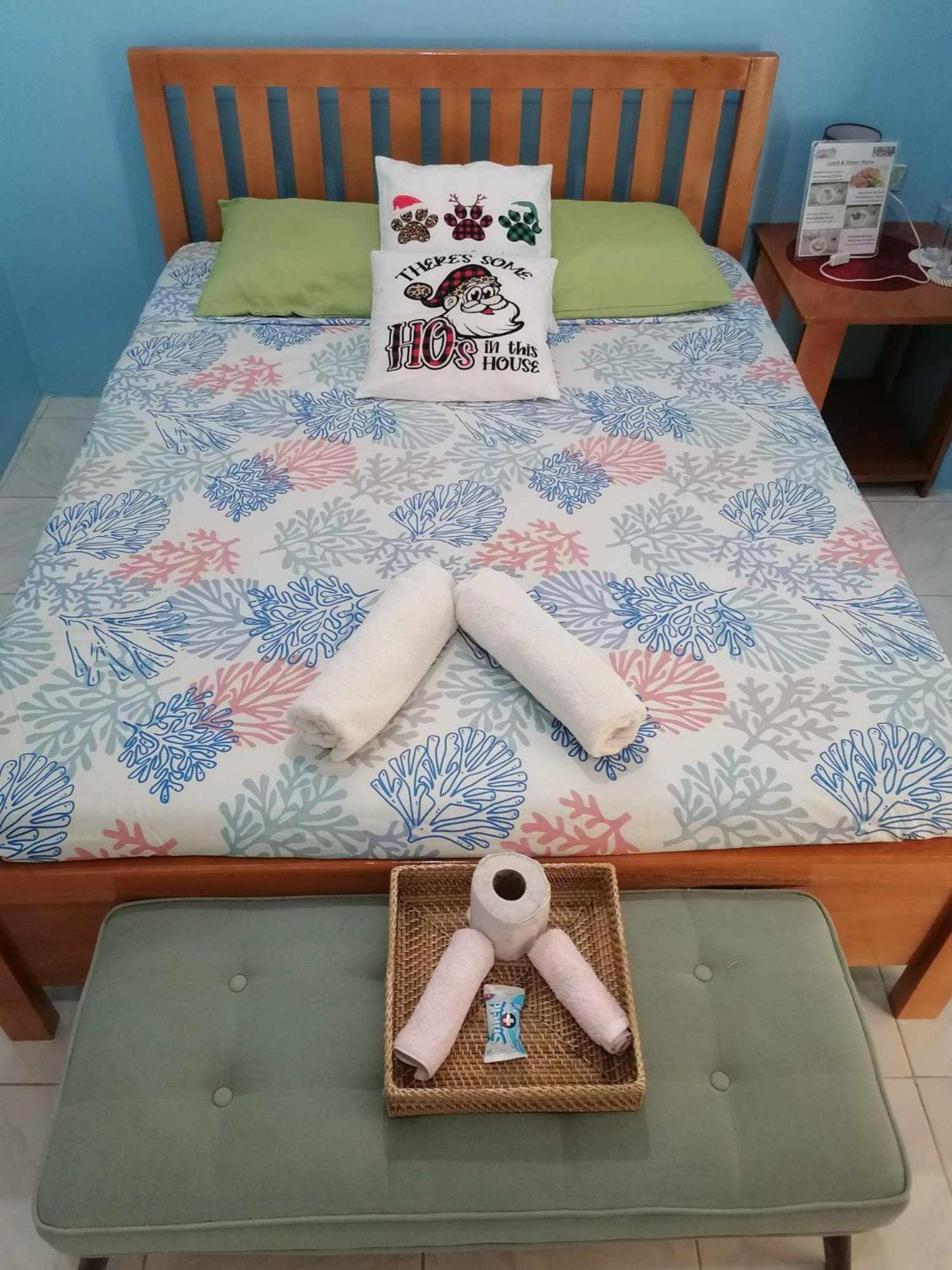 Andresas Homestay Loboc Eksteriør billede