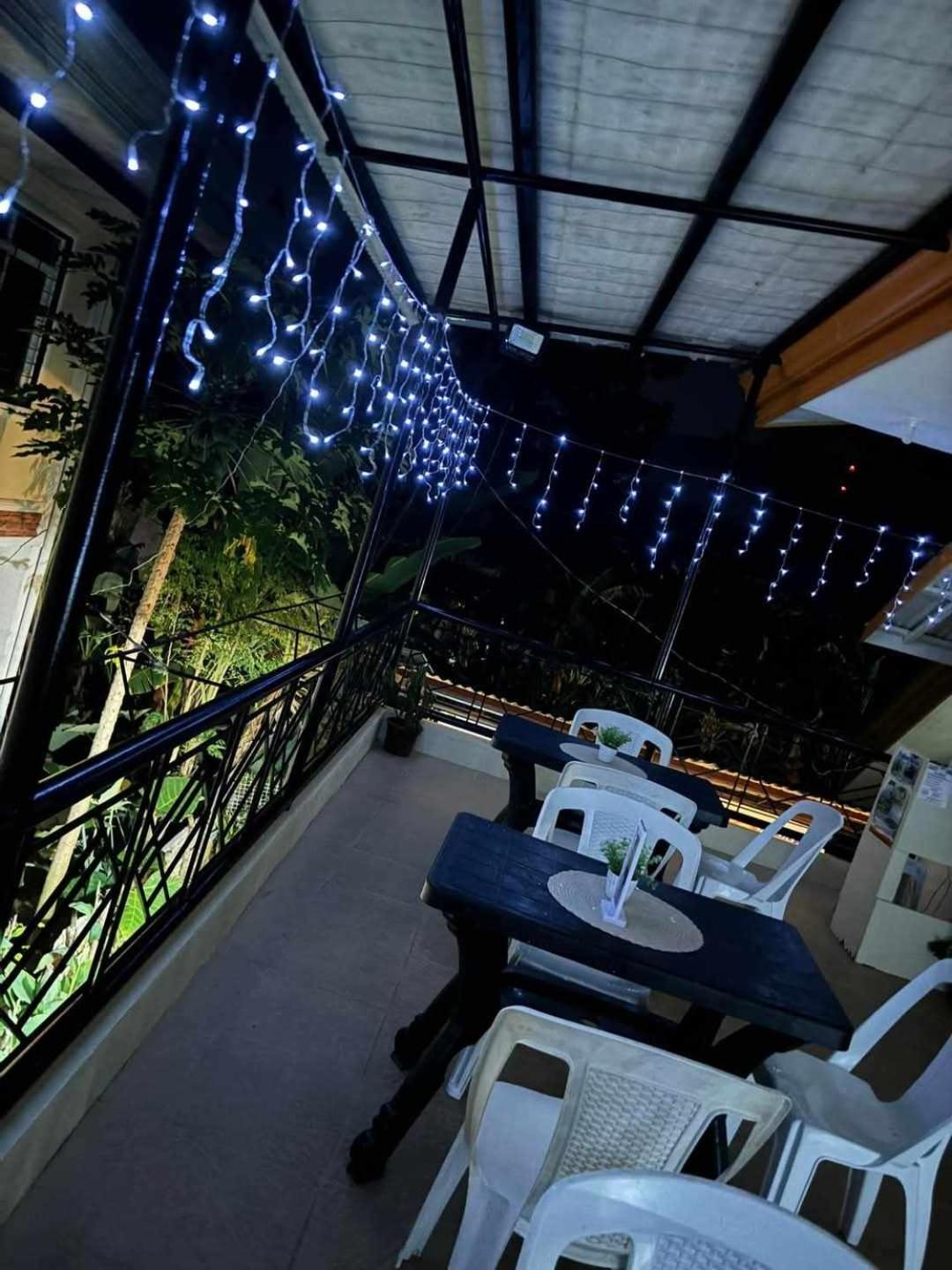 Andresas Homestay Loboc Eksteriør billede