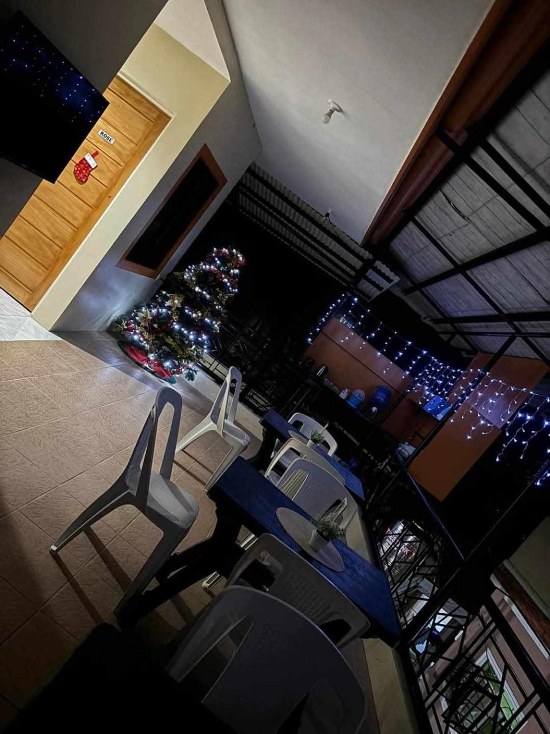 Andresas Homestay Loboc Eksteriør billede