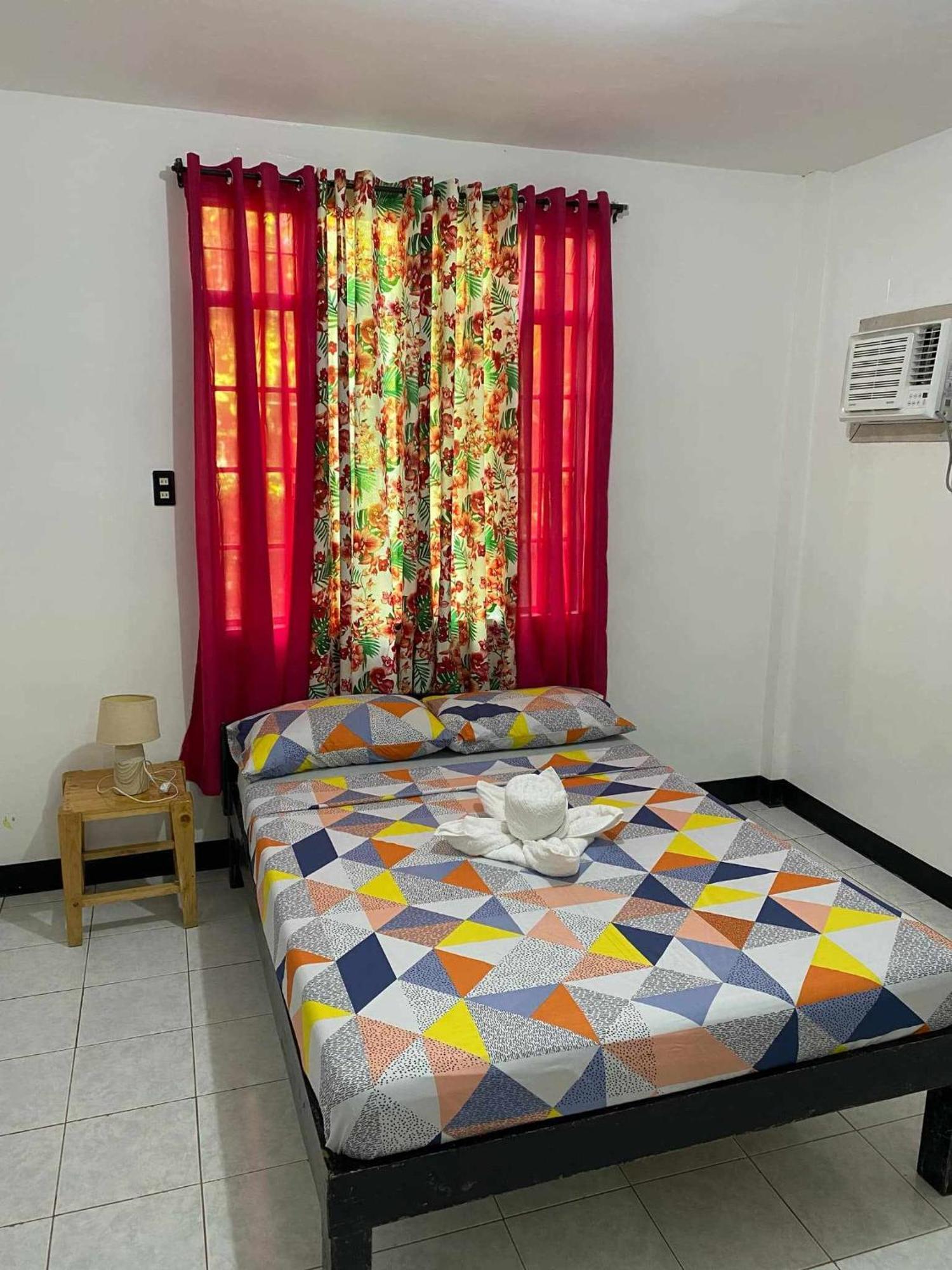 Andresas Homestay Loboc Eksteriør billede