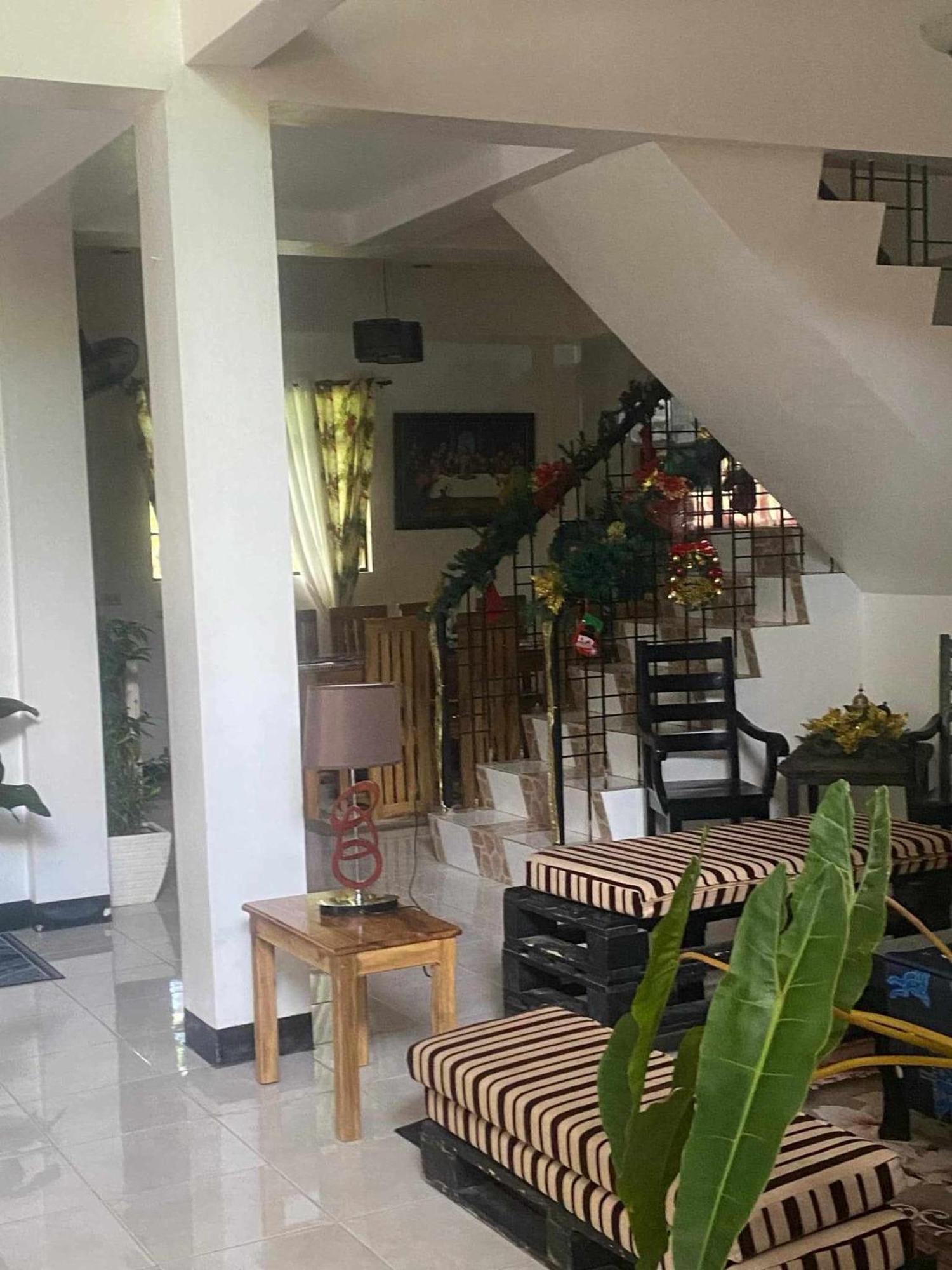 Andresas Homestay Loboc Eksteriør billede